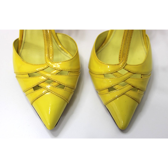Dolce & Gabbana Heels Pumps Women's Size 40 Yellow T-Strap Patent Leather - Picture 4 of 15
